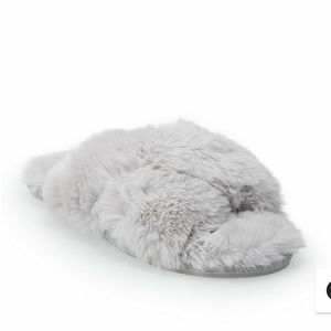 Women's cozy slippers